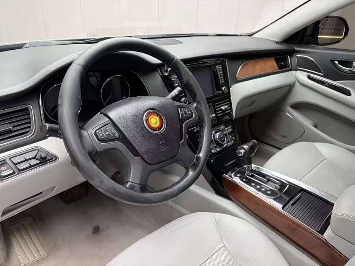 HongQi 2012 #5 HongQi 2012 car image #5