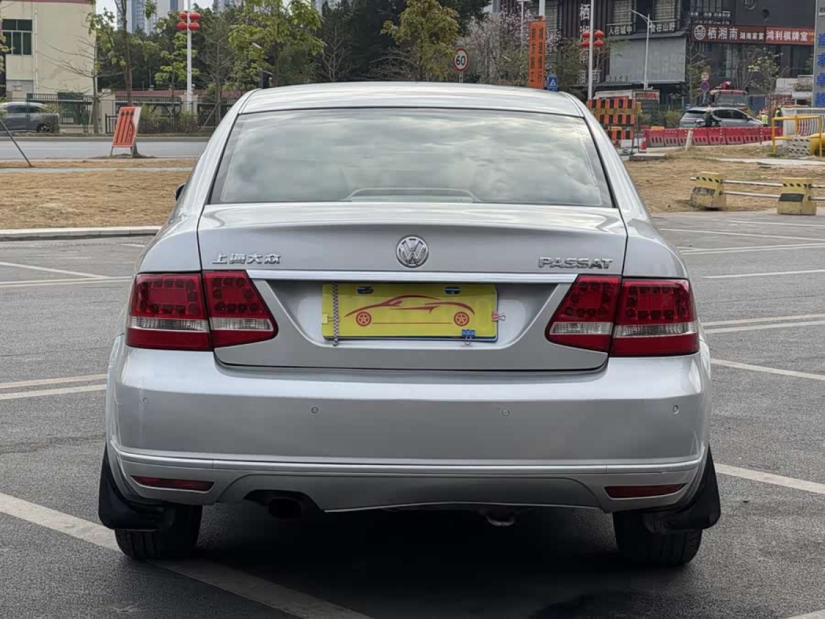 Volkswagen Passat Lingyu 2010 car image #5