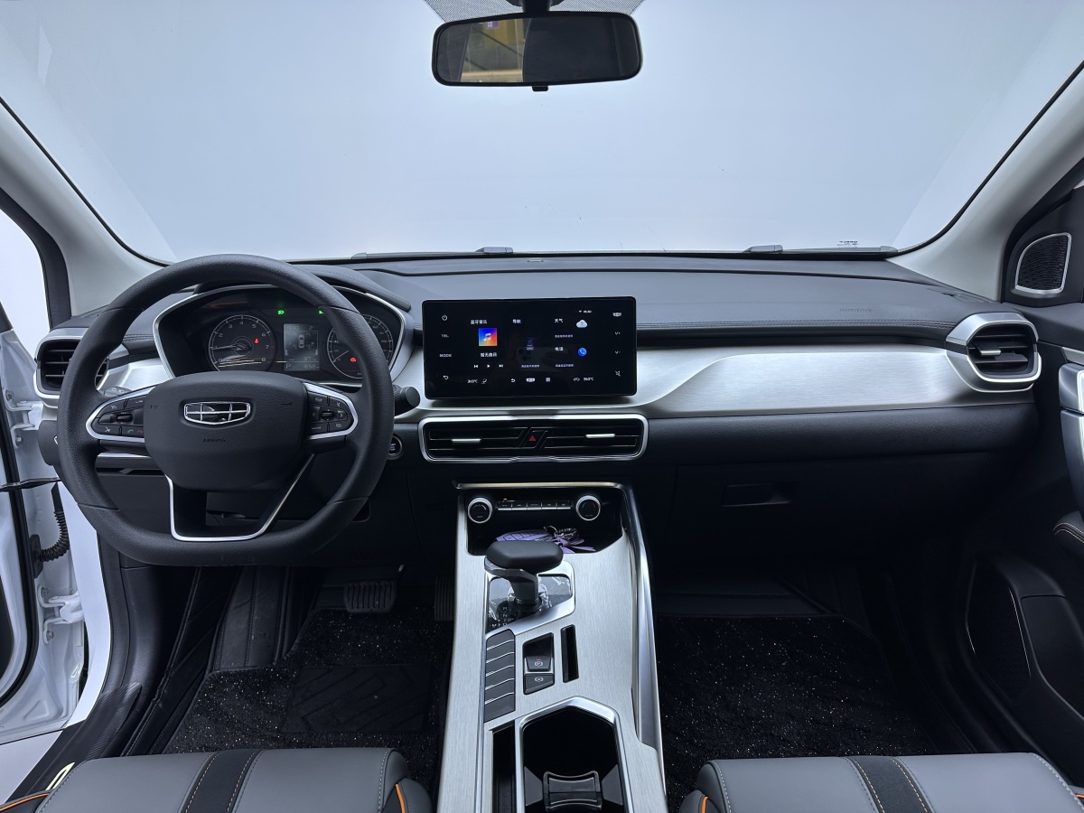 GEELY Coolray 2025 car image #5