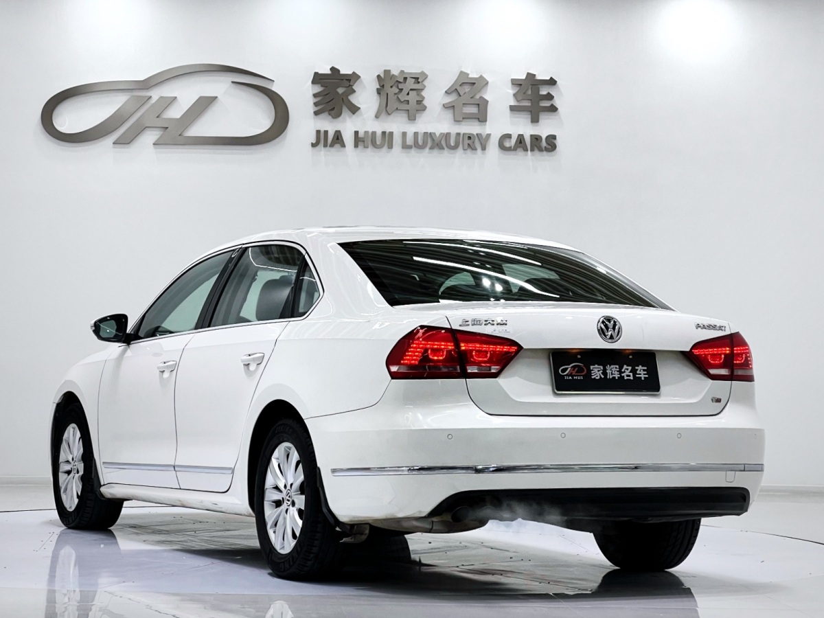 Volkswagen 2015 car image #5