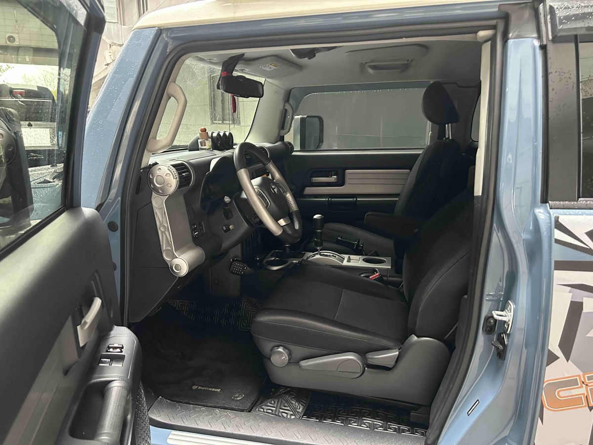 Toyota FJ Cruiser 2019 car image #5