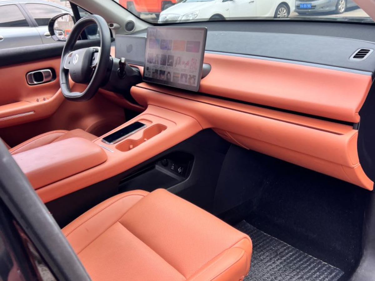 零跑汽车 零跑C16 2025 汽车图片 #5