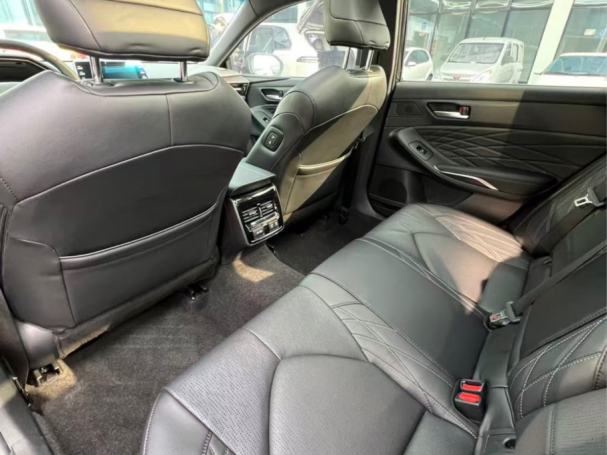 Toyota Avalon 2021 car image #5