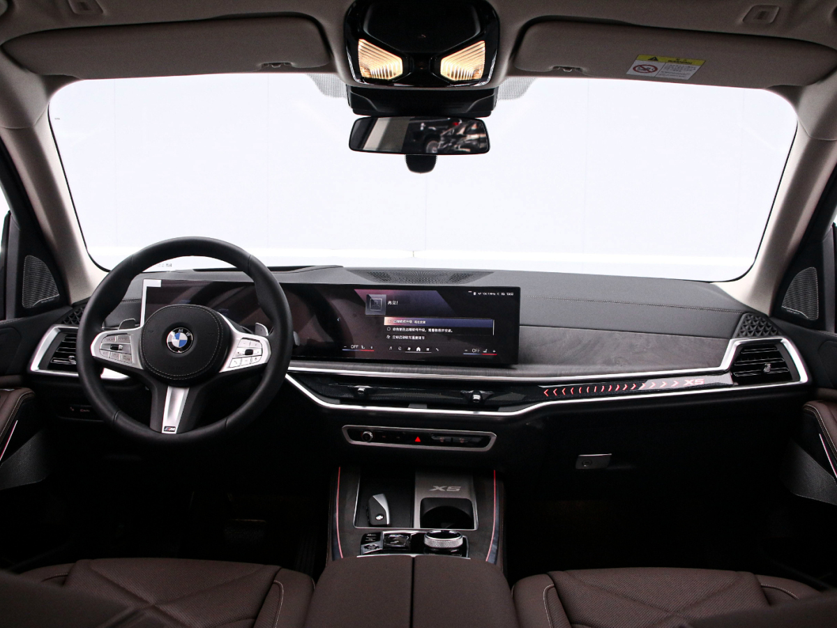 BMW X5 2025 immagine di auto #5