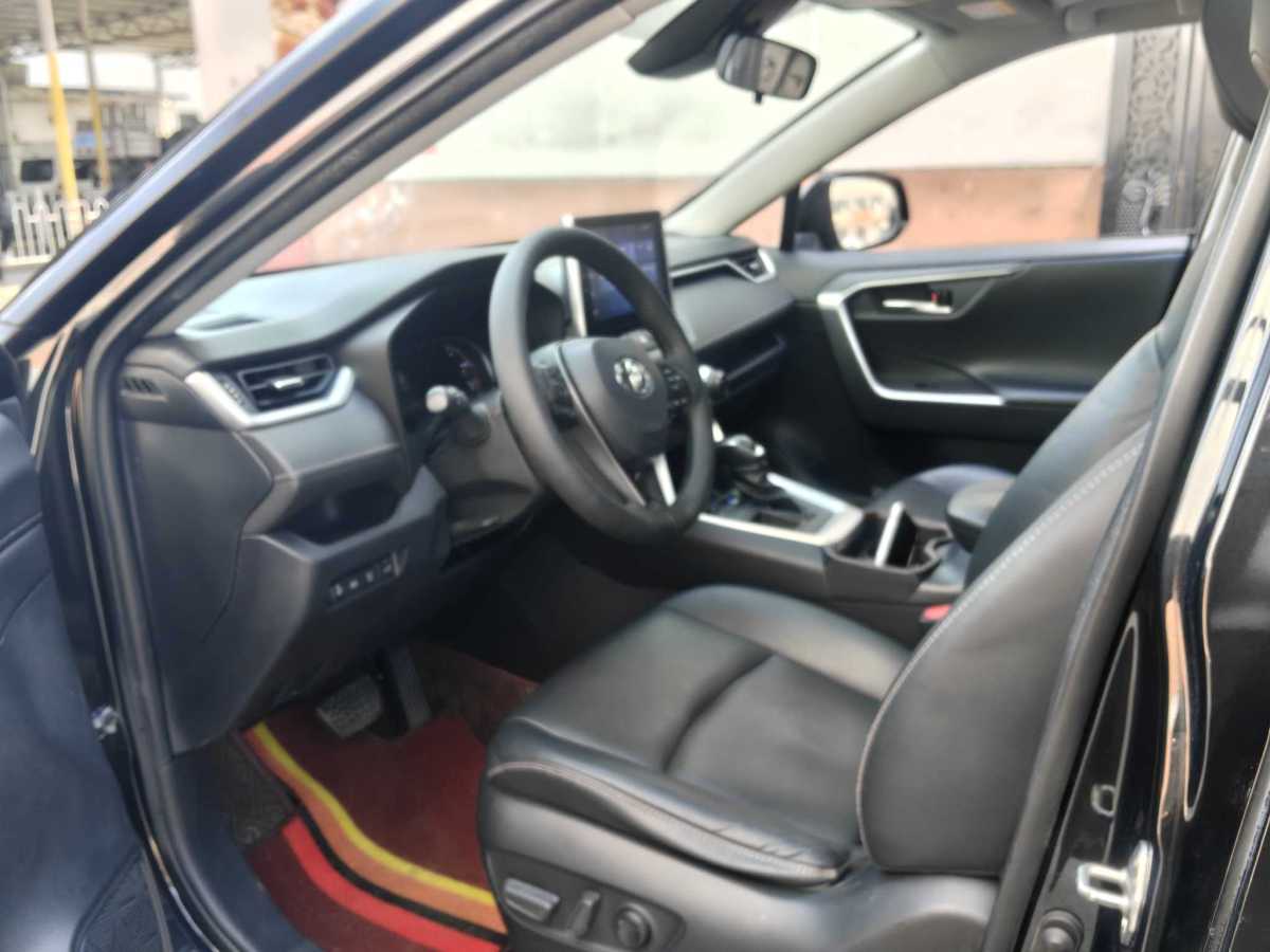 Toyota RAV4 2021 car image #5