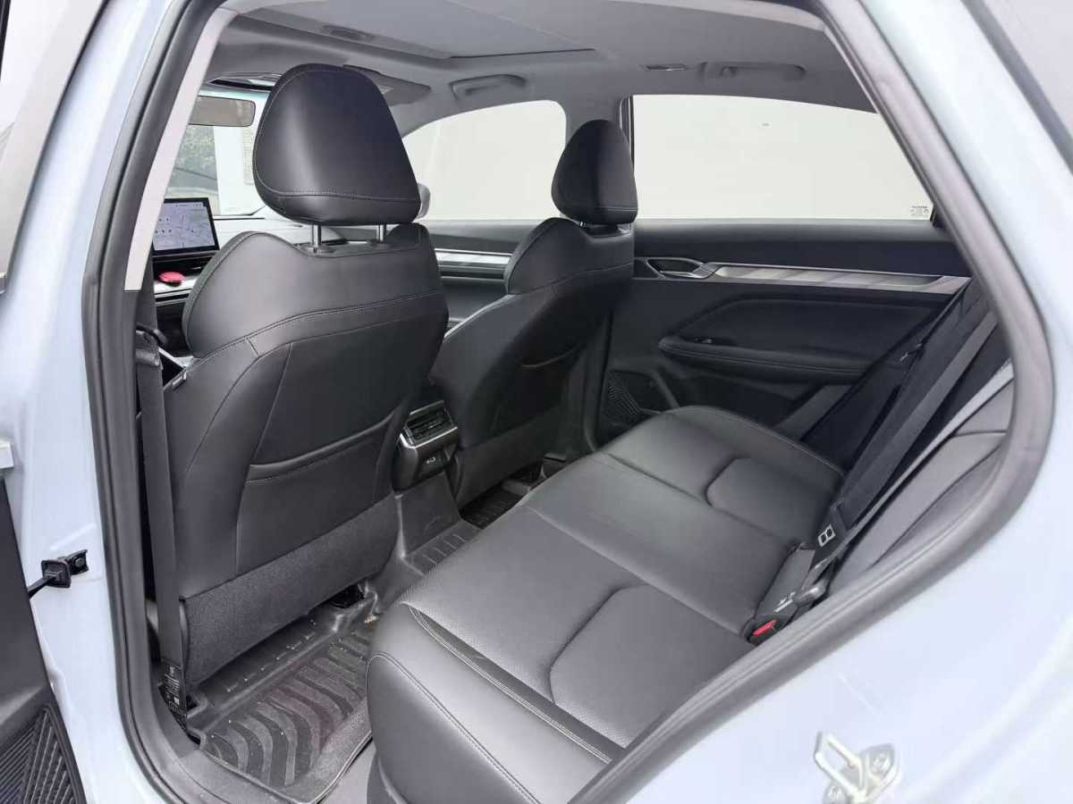 GEELY 2023 #5 GEELY 2023 car image #5