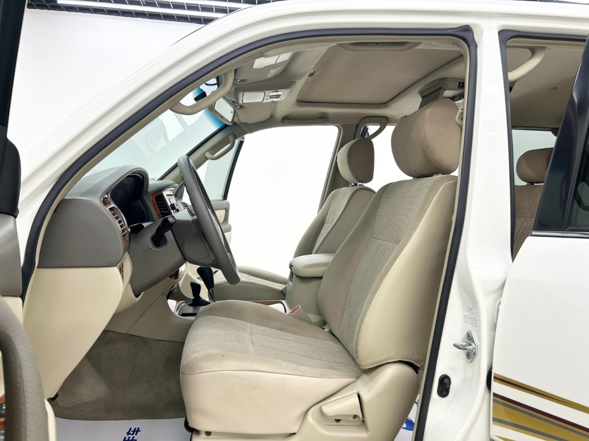 Toyota Land Cruiser 2006 car image #5