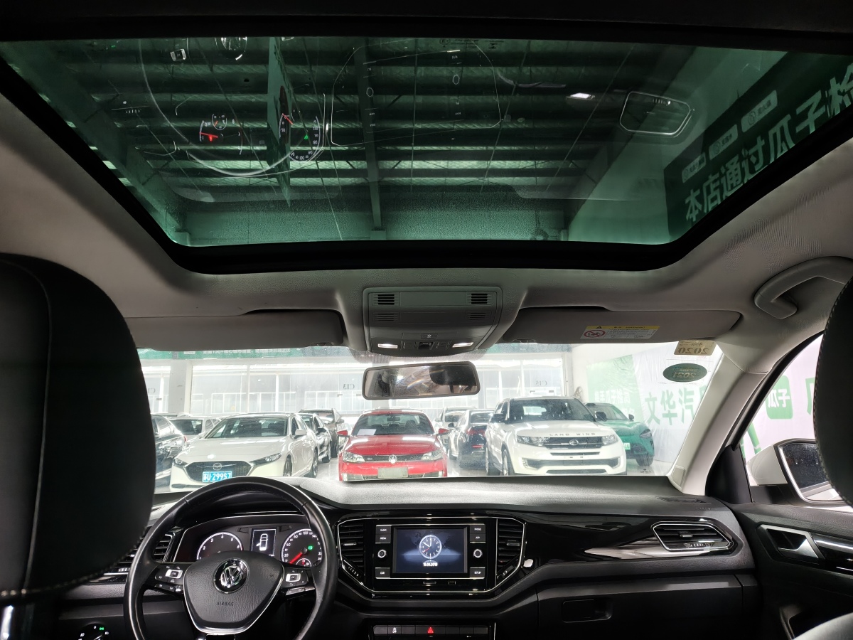 Volkswagen T-Roc 2018 #5 Volkswagen T-Roc 2018 car image #5