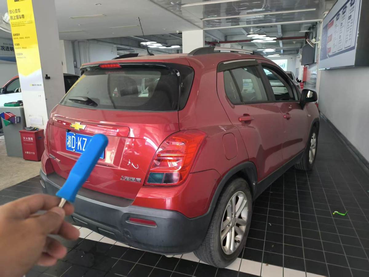 Chevrolet Tracker 2015 car image #5