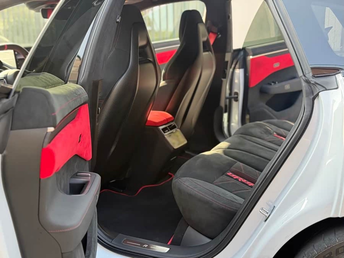 极氪 极氪001 FR 2024 汽车图片 #5