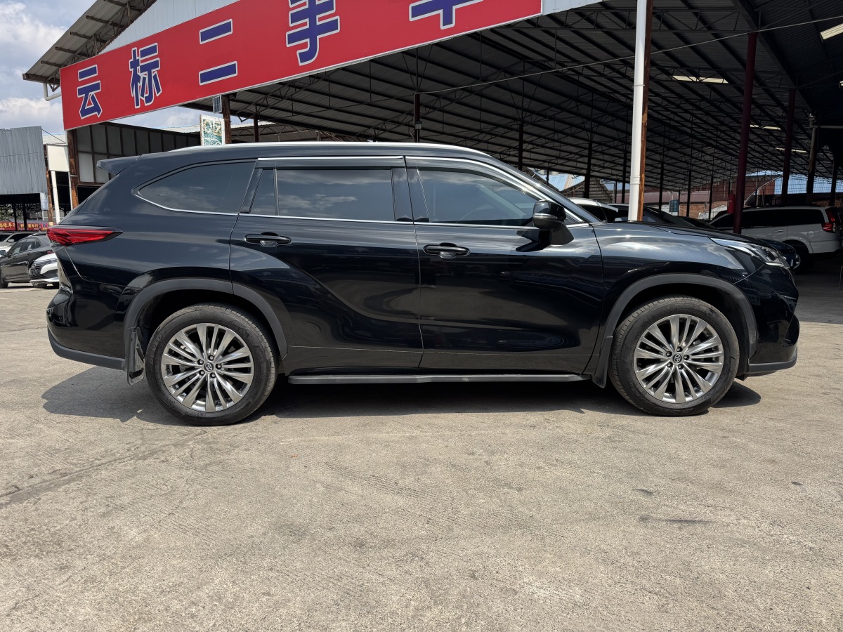 Toyota Highlander 2025 car image #5