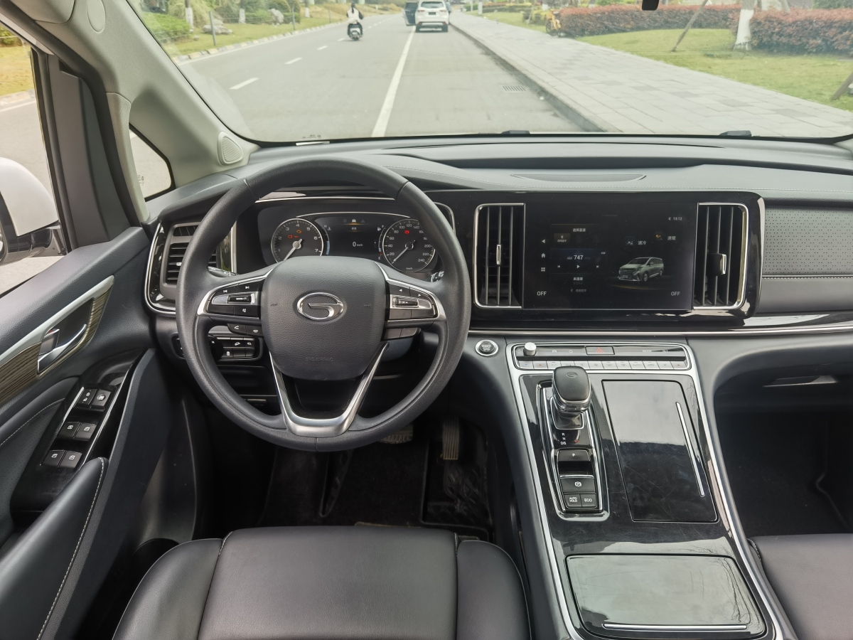 广汽传祺 传祺M8 2023 汽车图片 #5