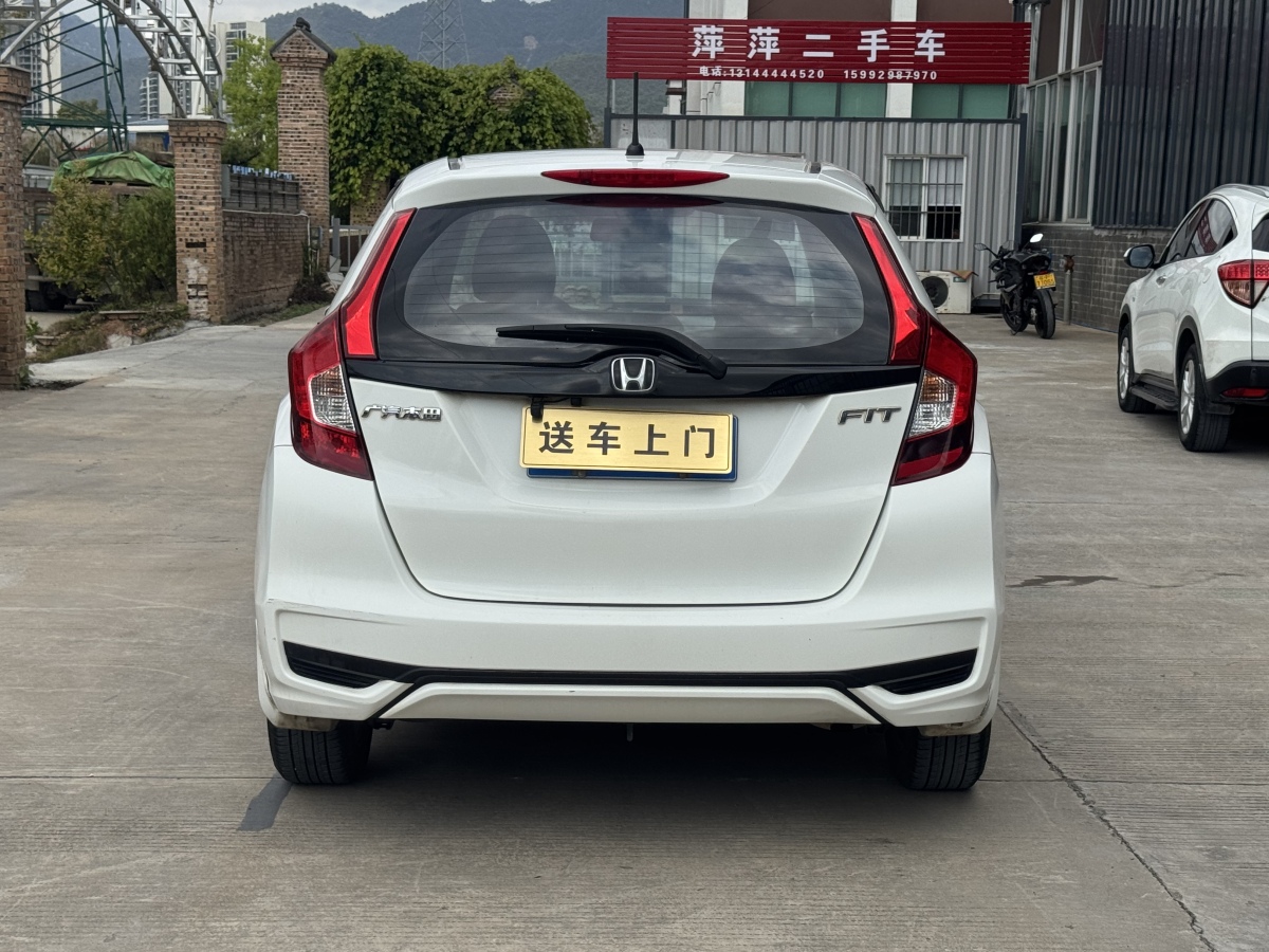 Honda Fit 2018 car image #5