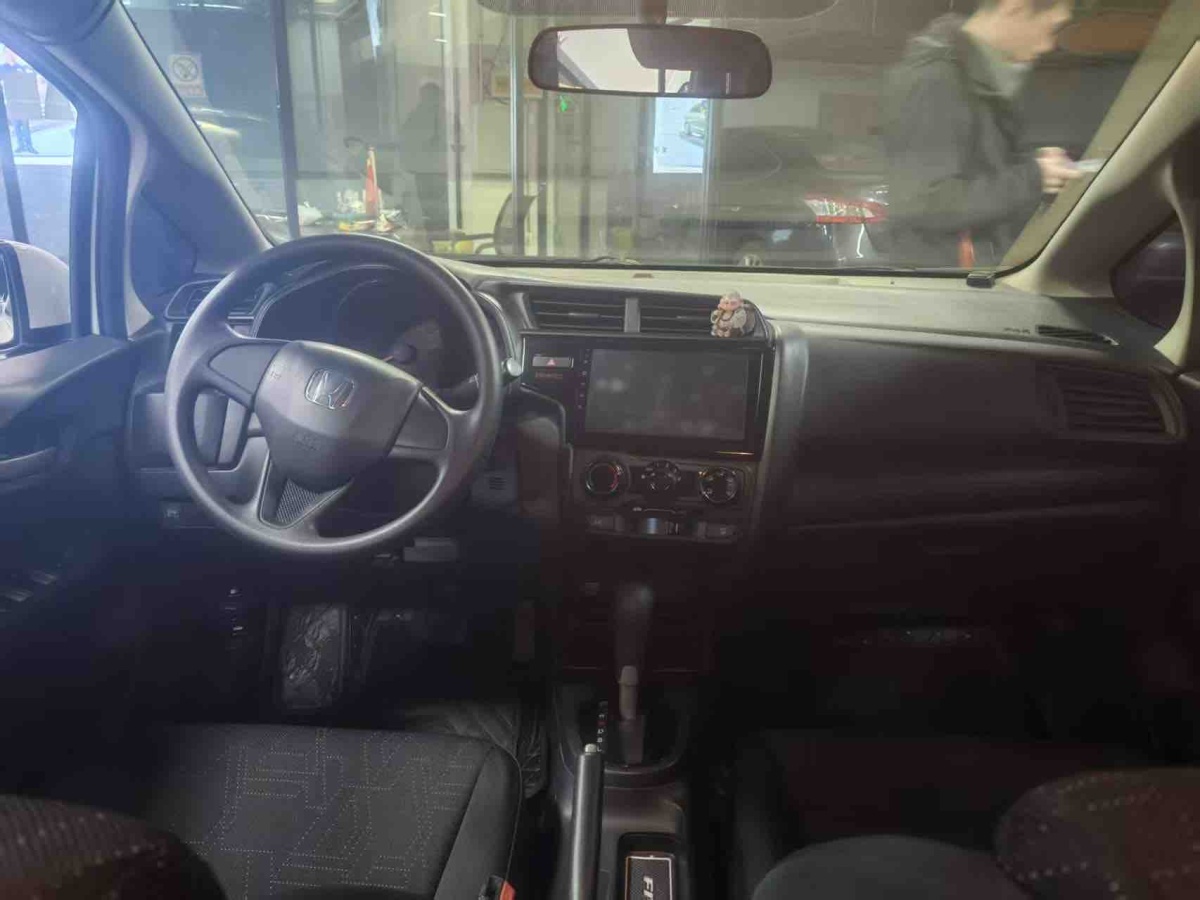 Honda Fit 2018 صورة سيارة #5