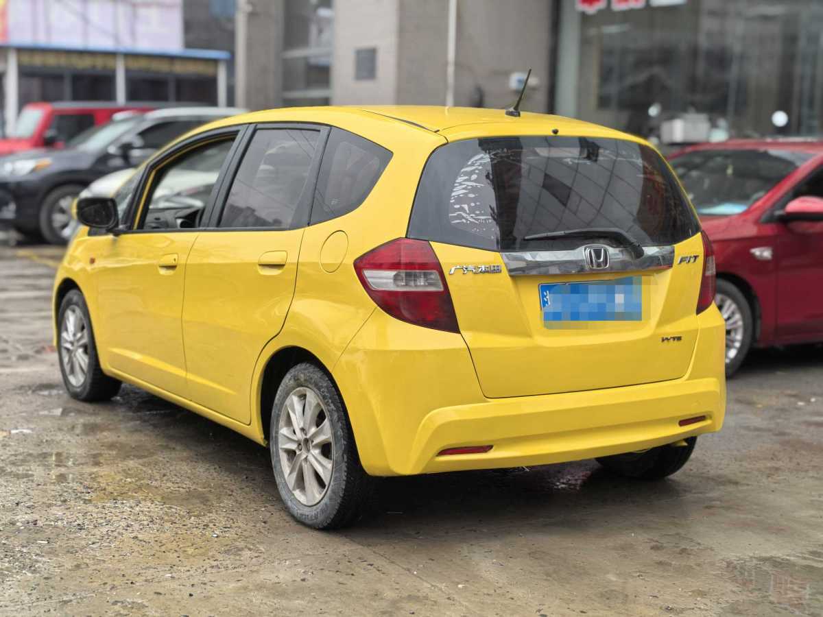 Honda Fit 2011 صورة سيارة #5