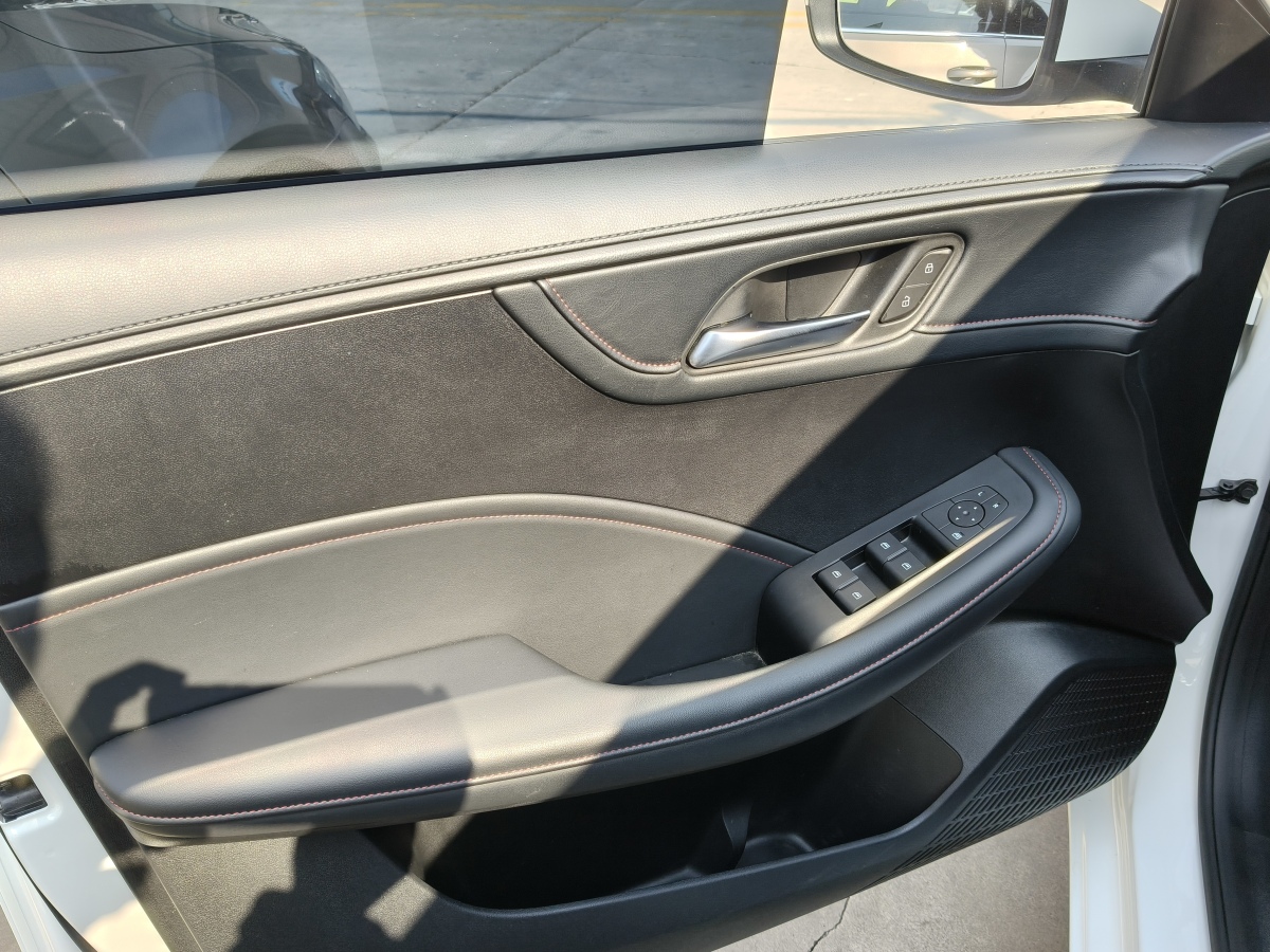 荣威 荣威i5 2023 汽车图片 #5