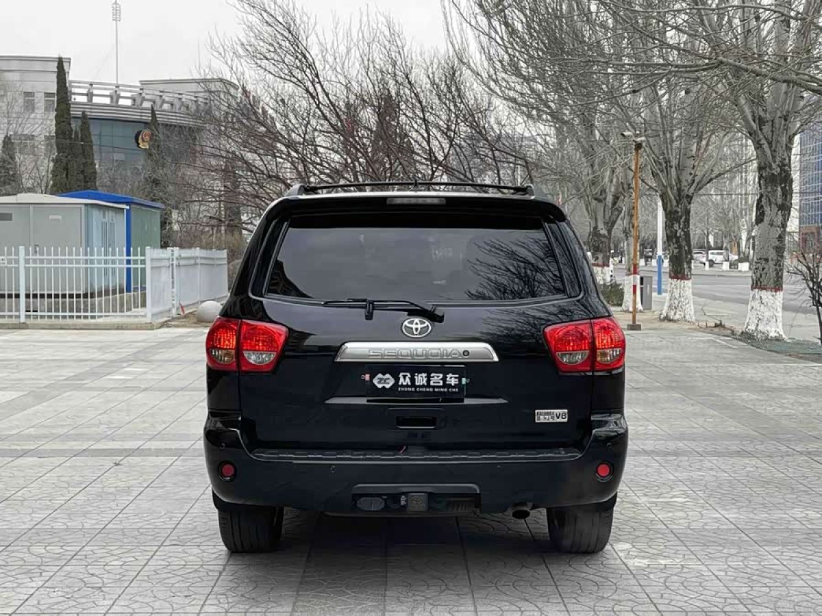 Toyota Sequoia 2015 immagine di auto #5