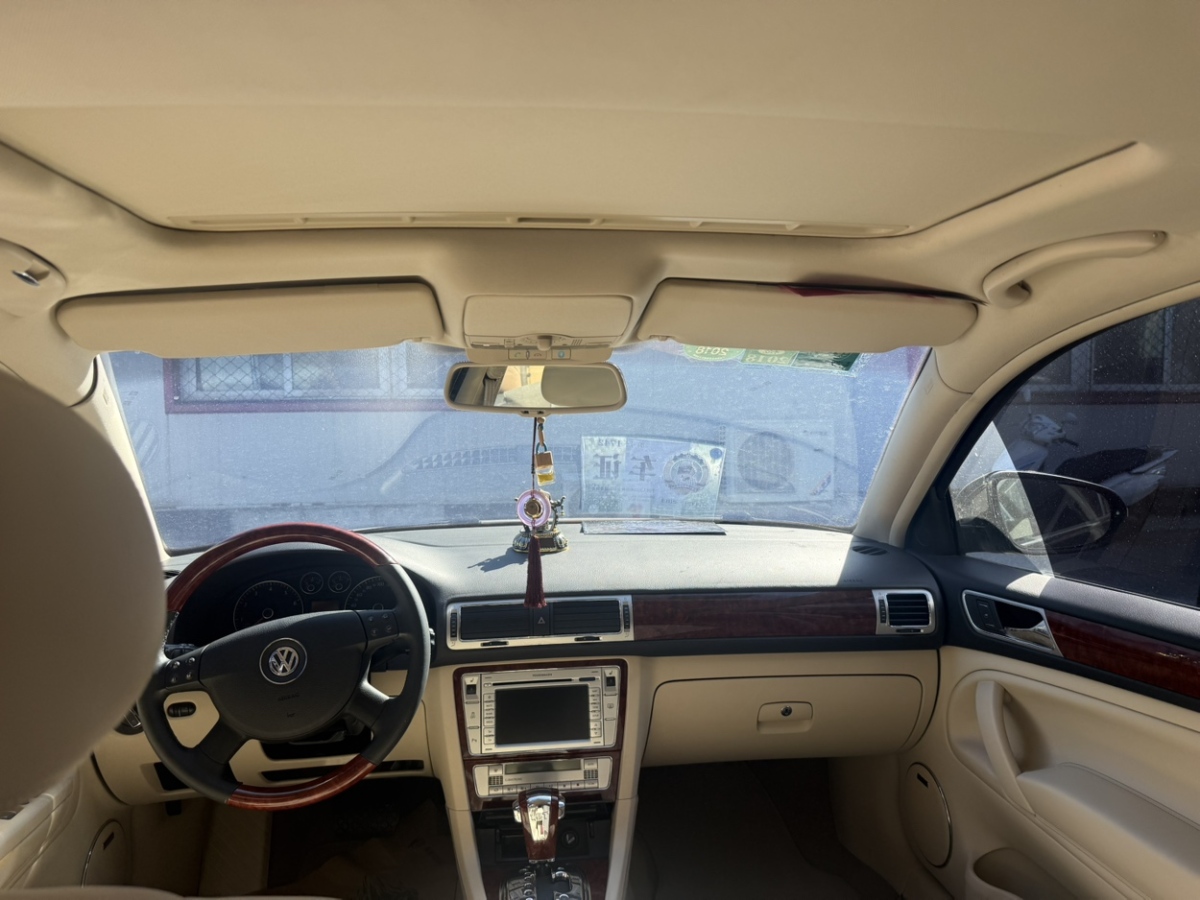 Volkswagen Passat Lingyu 2009 car image #5