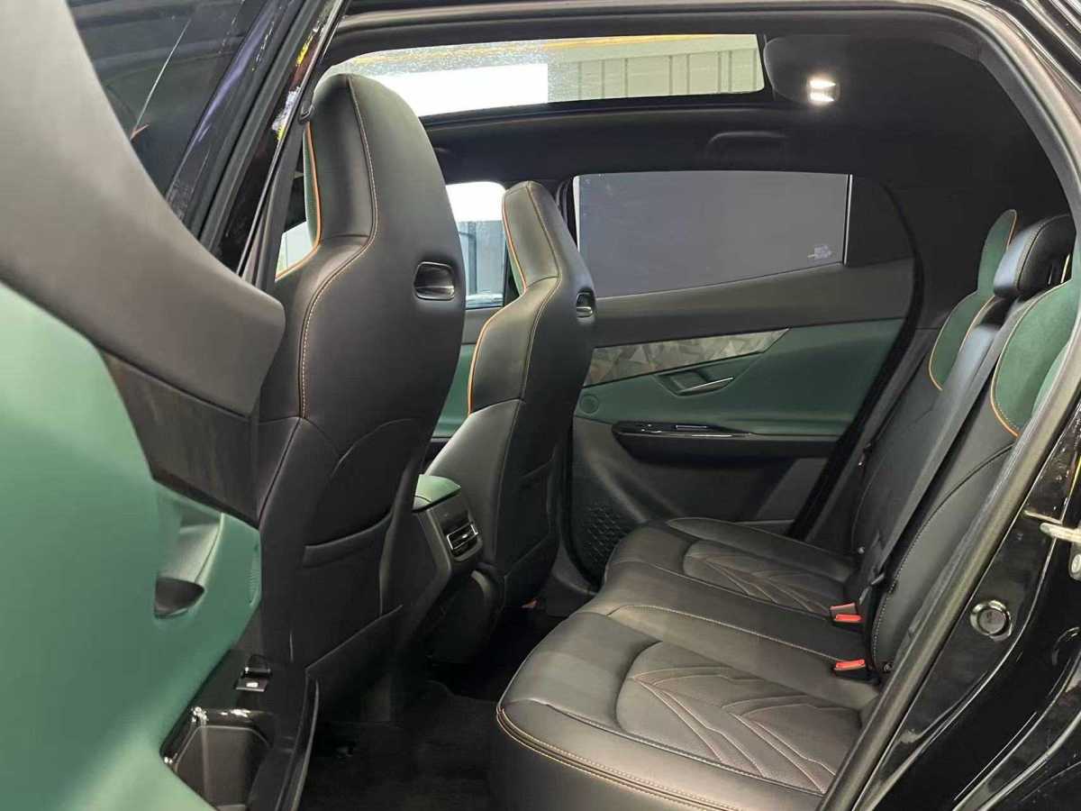 Changan UNI-T 2023 imagen de coche #5