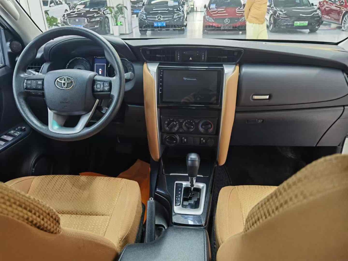 Toyota 2019 car image #5
