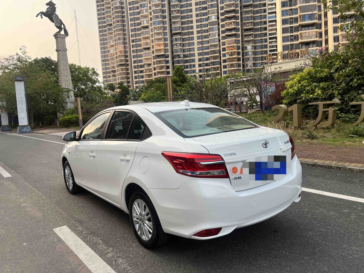 Vios 2017 #5 Vios 2017 immagine di auto #5