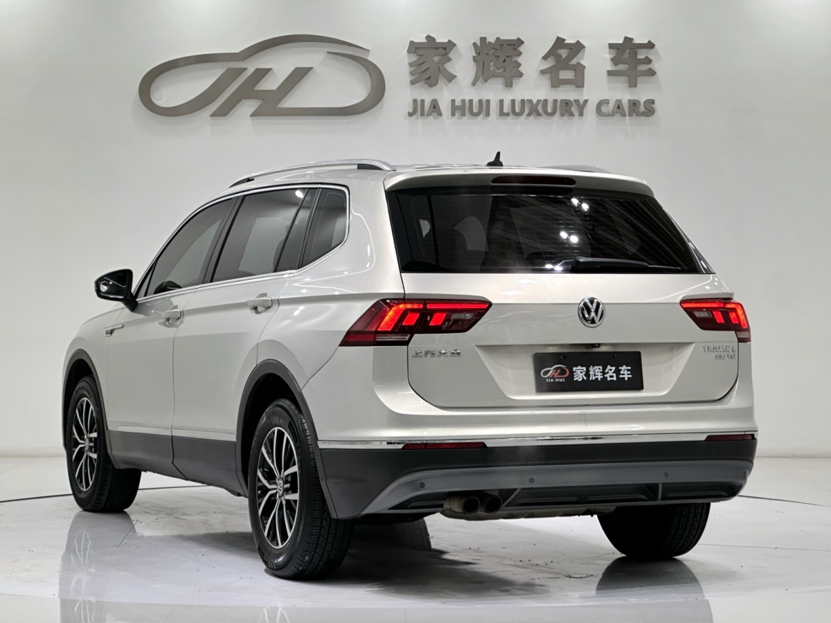 Volkswagen Tiguan L 2017 car image #5