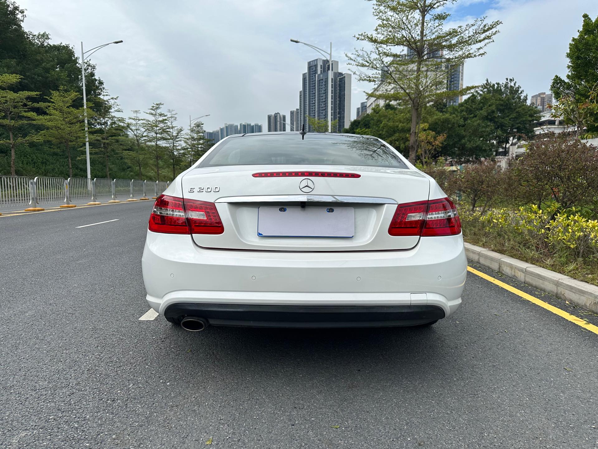 Mercedes-Benz E Class (Imported) 2013 car image #5