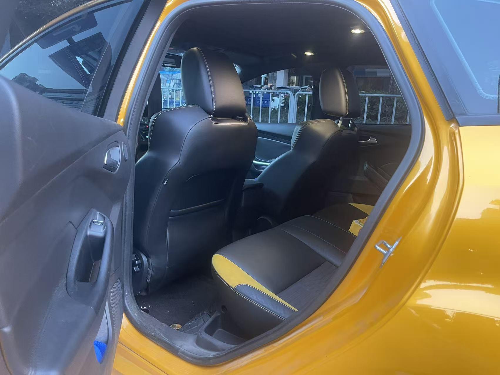 Ford Focus (Imported) 2014 #5 Ford Focus (Imported) 2014 صورة سيارة #5