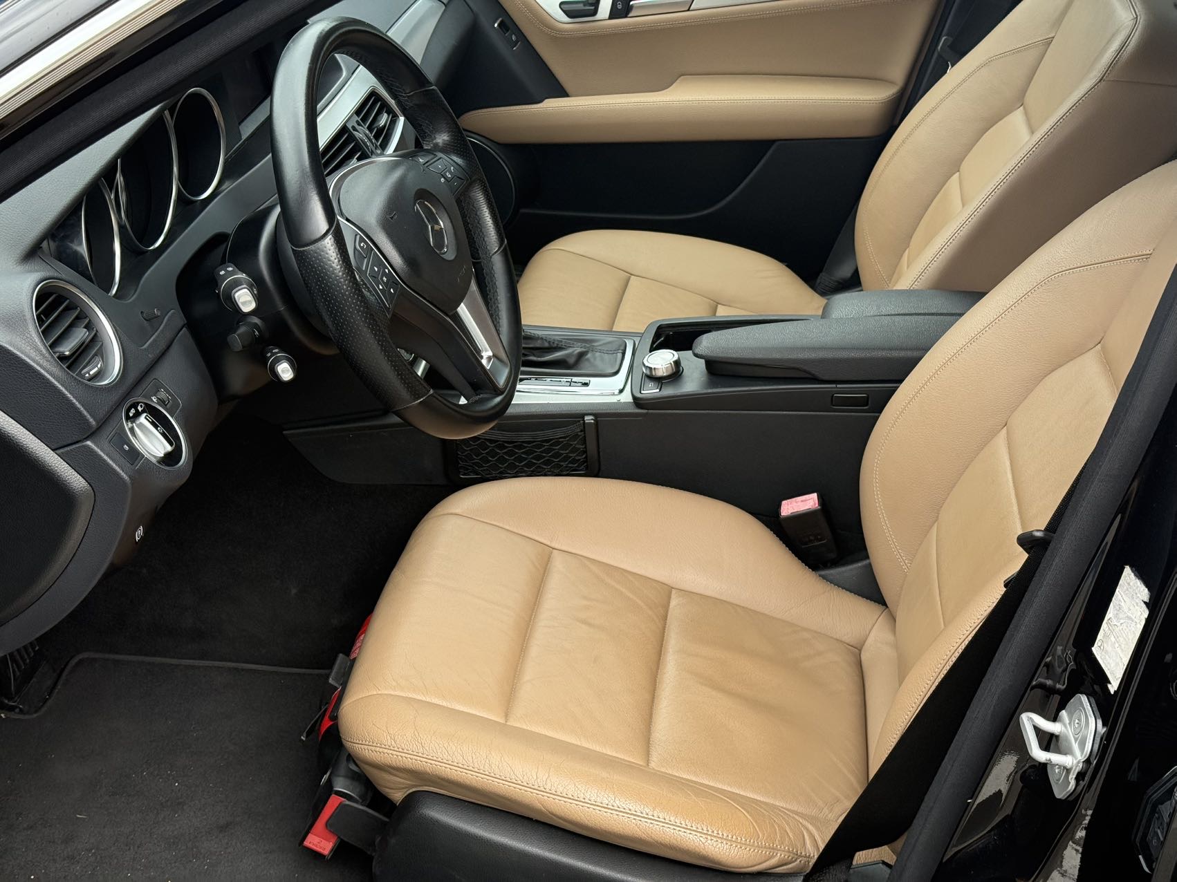 Mercedes-Benz C Class (Imported) 2014 #5 Mercedes-Benz C Class (Imported) 2014 car image #5