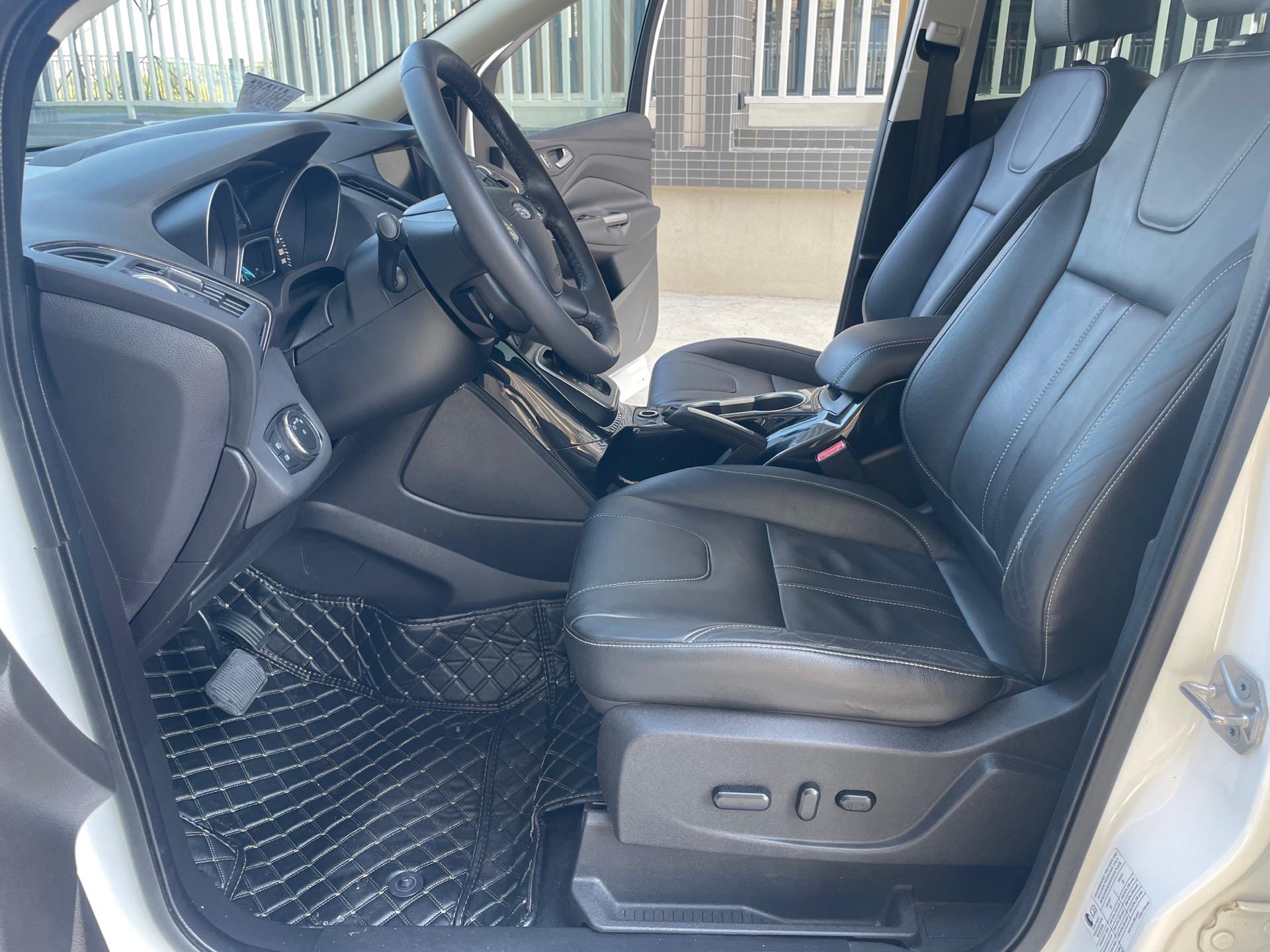 Ford Kuga 2014 #5 Ford Kuga 2014 imagem de carro #5