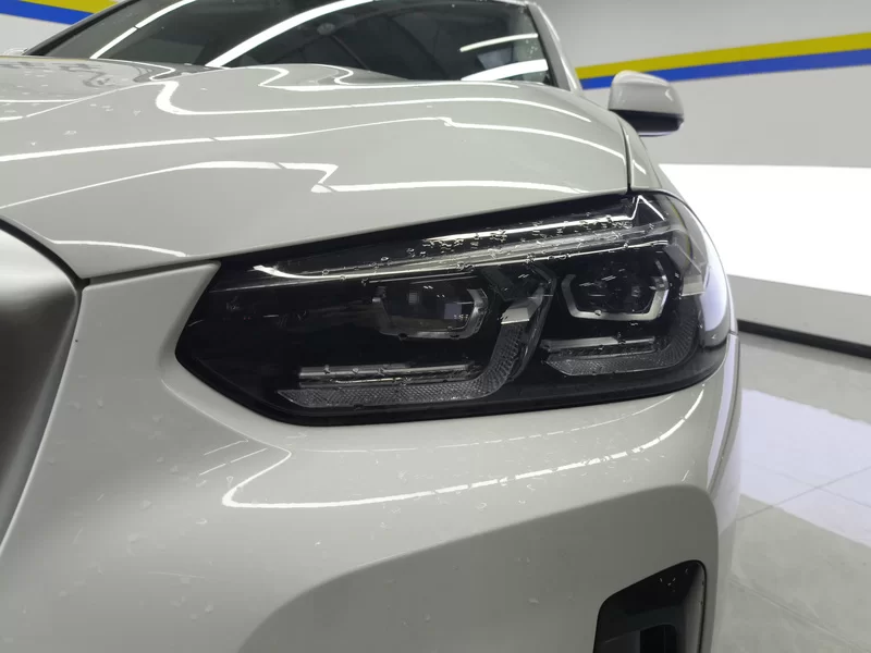 BMW X4 M40i 2024 car image #5