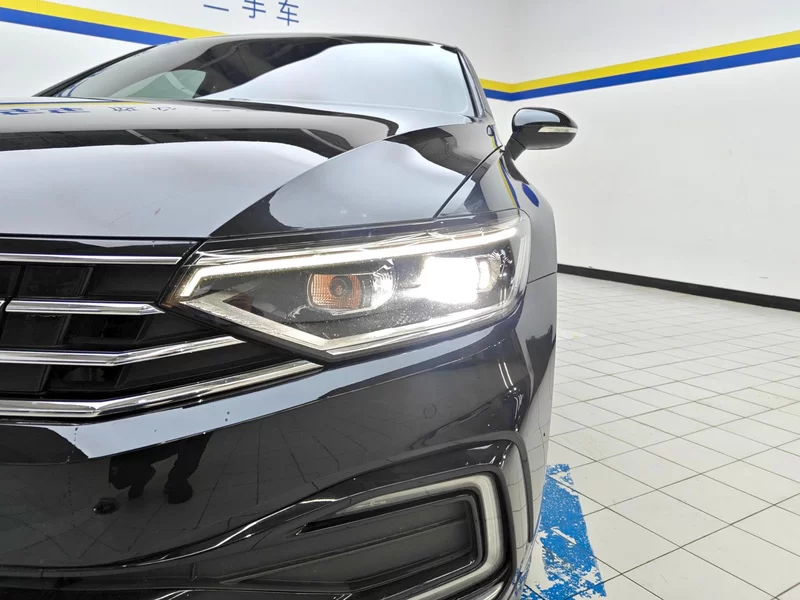 Volkswagen Magotan GTE 2022 #5 Volkswagen Magotan GTE 2022 car image #5