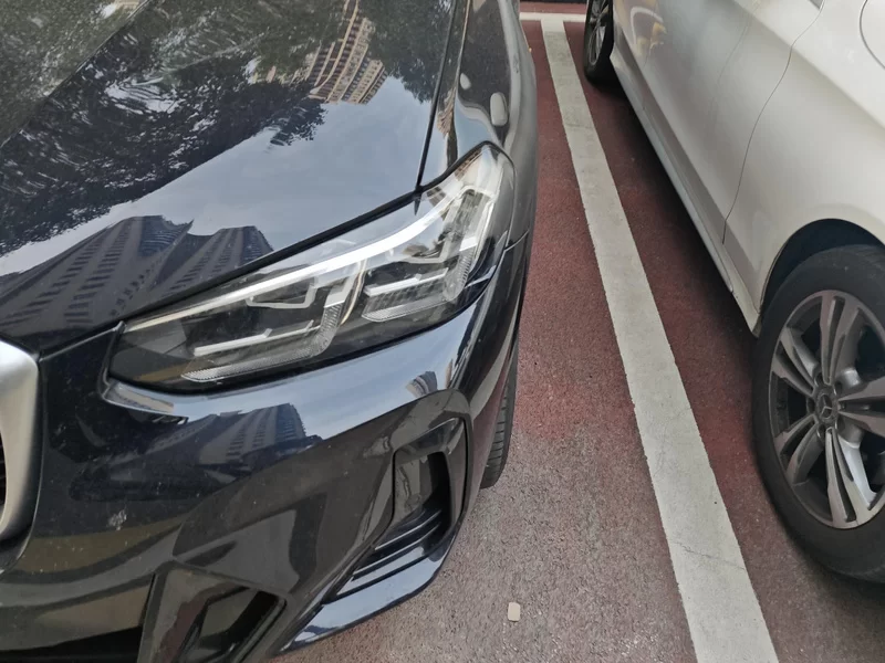 BMW X4 M40i 2023 #5 BMW X4 M40i 2023 car image #5