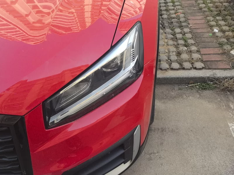 Audi Q2L 2019 car image #5