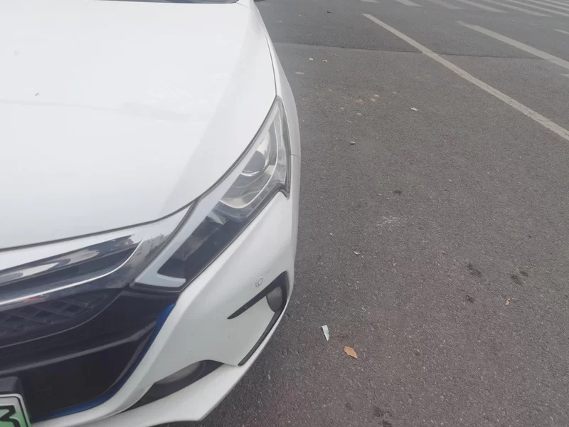 BYD Qin 2015 car image #5