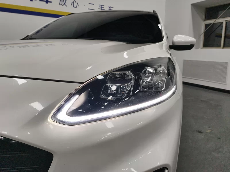 Ford Escape 2020 صورة سيارة #5