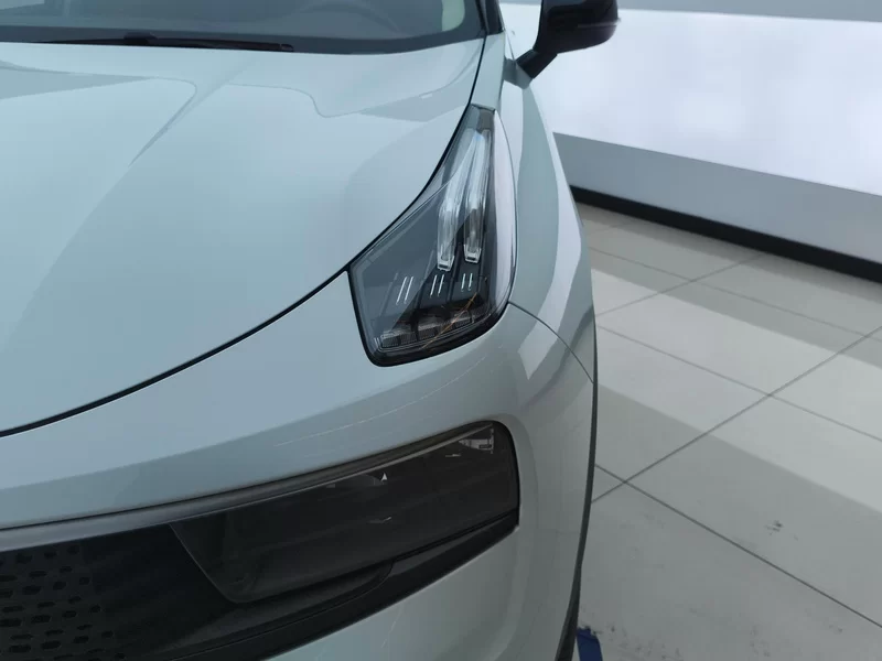 Lynk & Co 01 2018 #5 Lynk & Co 01 2018 car image #5