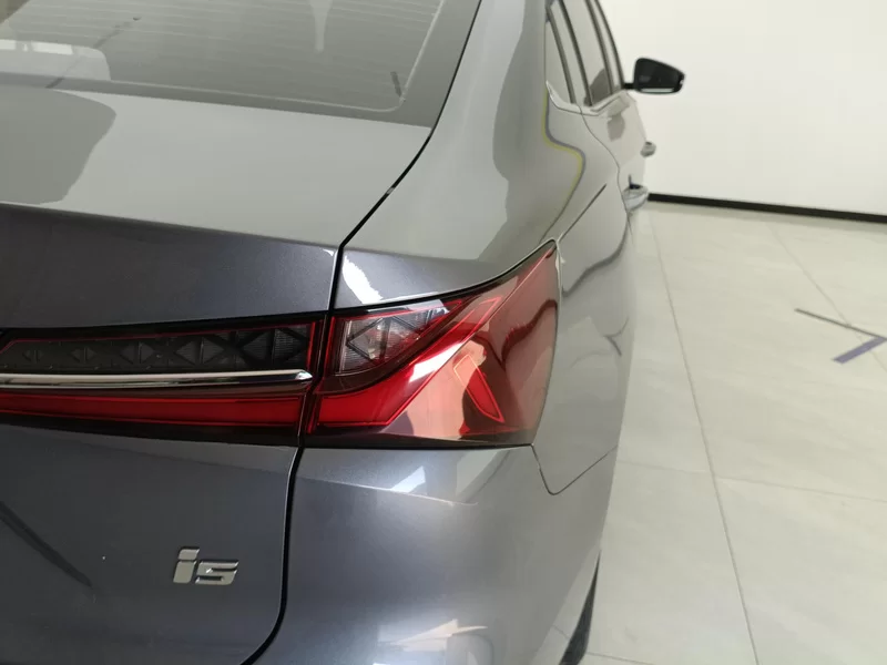Roewe i5 2025 #5 Roewe i5 2025 car image #5