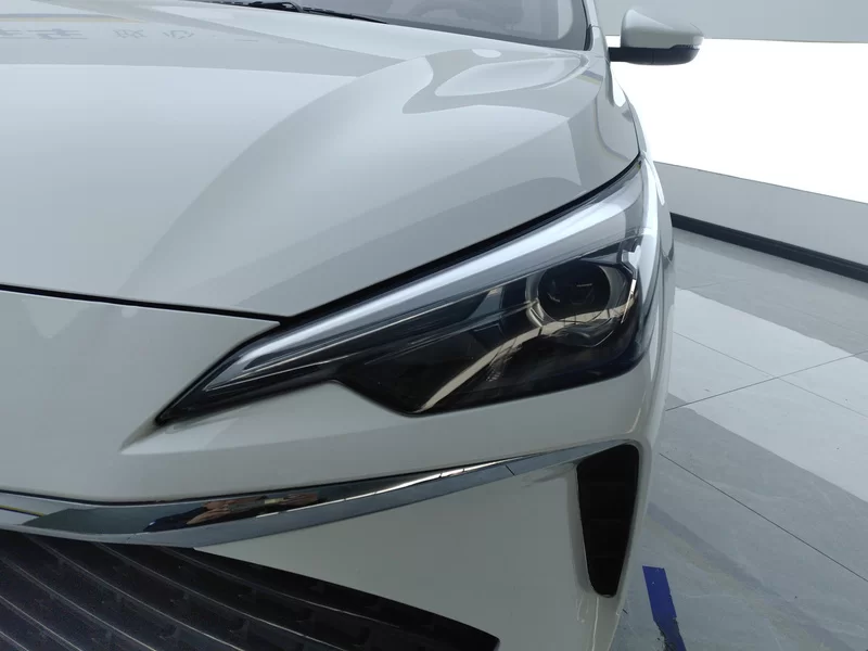 Roewe i5 2024 car image #5