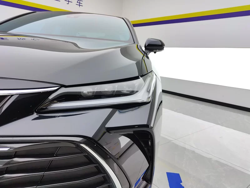 Toyota Avalon 2023 car image #5