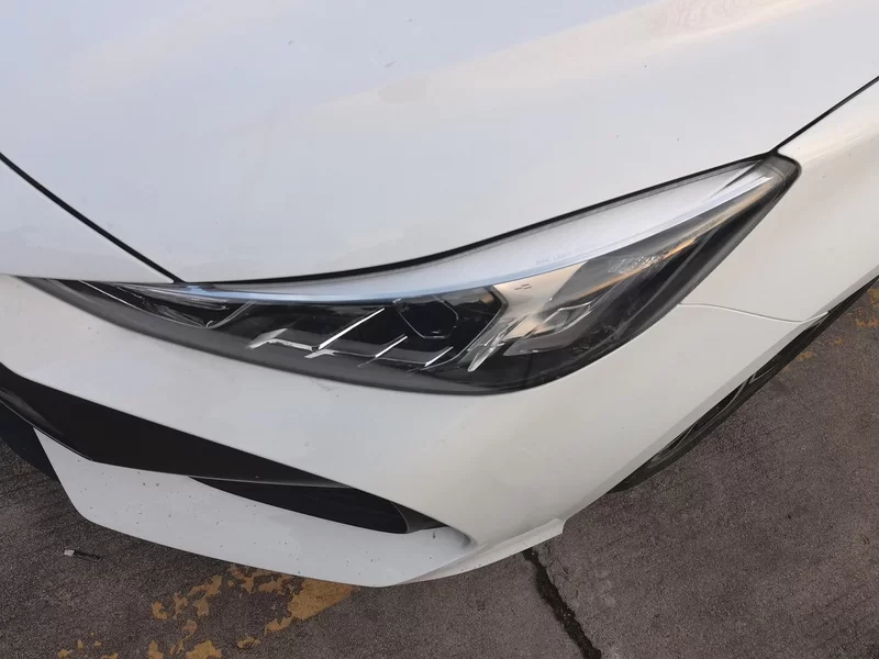 5 2023 immagine di auto #5