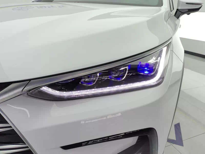 BYD 2023 #5 BYD 2023 immagine di auto #5