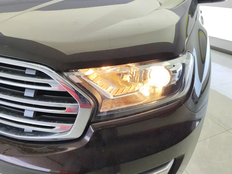 Ford Everest 2020 imagen de coche #5