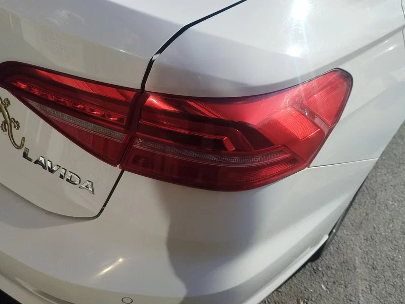 Volkswagen Lavida 2019 car image #5