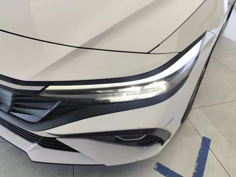 Hyundai Elantra 2023 car image #5