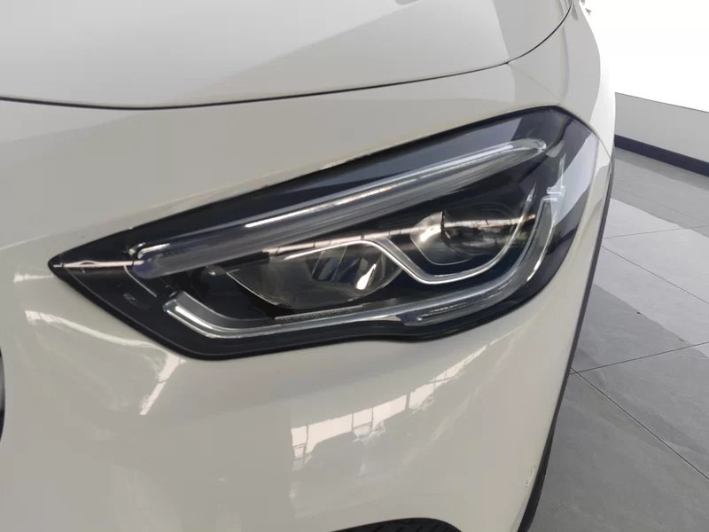 Mercedes-Benz GLA Class 2023 car image #5