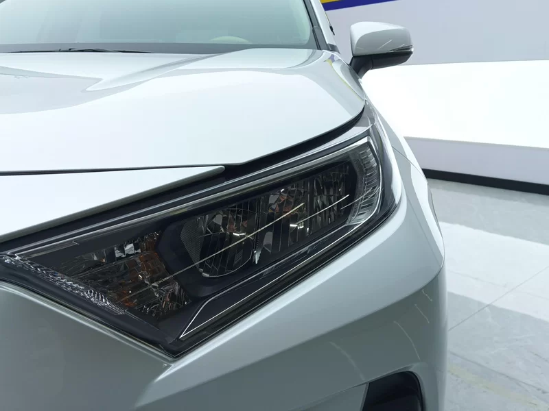 Toyota RAV4 2024 imagen de coche #5