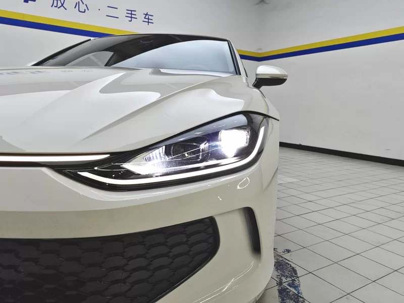 Volkswagen Lamando 2023 immagine di auto #5