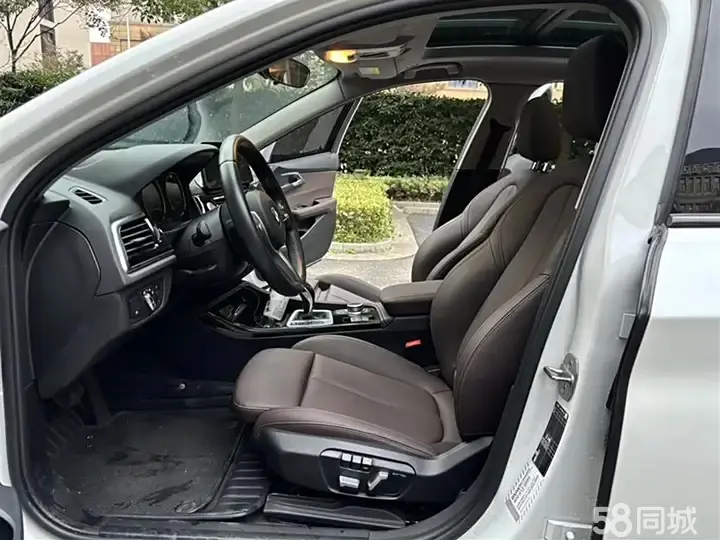 BMW 1 Series 2022 car image #5