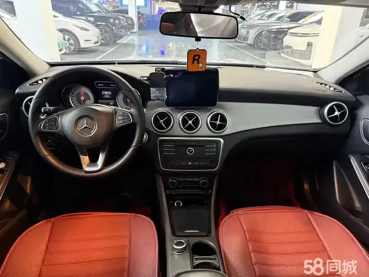 Mercedes-Benz GLA Class 2016 car image #5